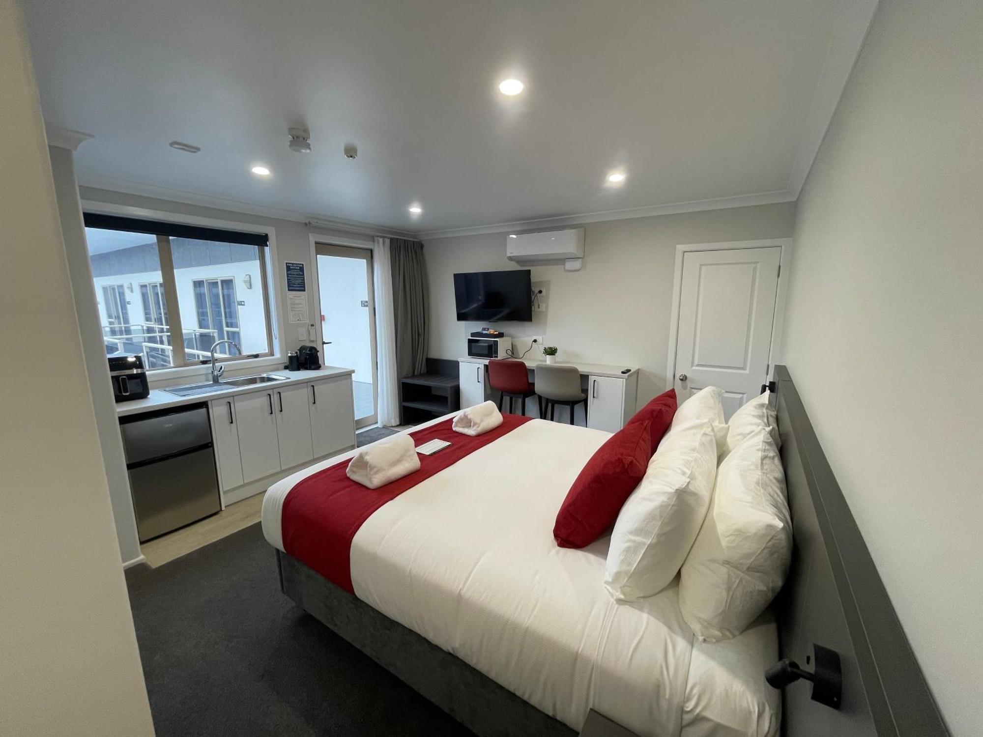 Stay 280 & Stay 284 Rotorua - Refurbished Modern Accommodation Номер фото