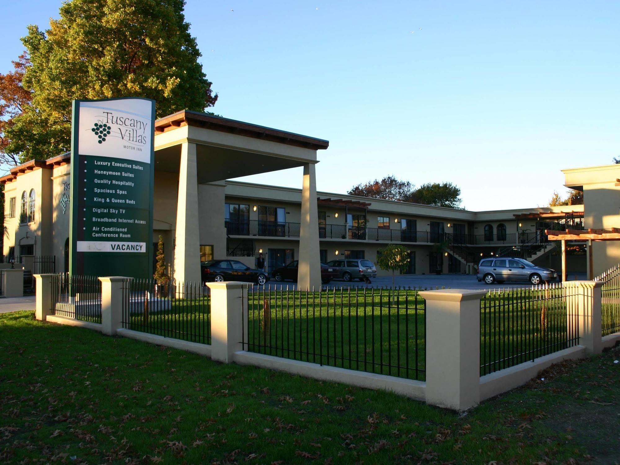 Stay 280 & Stay 284 Rotorua - Refurbished Modern Accommodation Екстер'єр фото